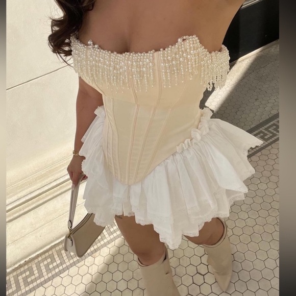 HOUSE OF CB 'Aubrie' Vintage Cream Embellished Satin Corset With Sleeve NWOT S - Picture 13 of 14